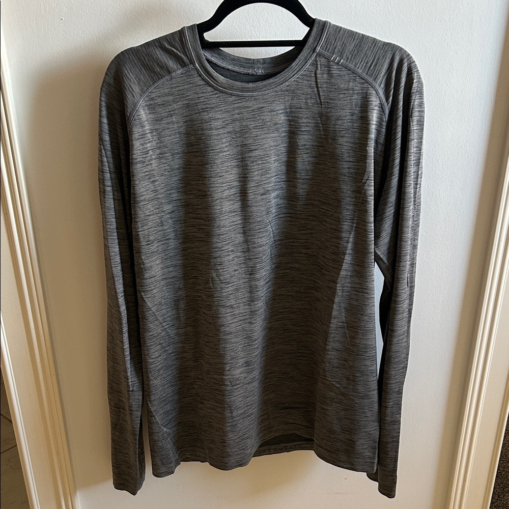 lululemon athletica Charcoal Long Sleeve Tee